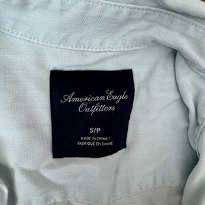 American Eagle Linen like button down